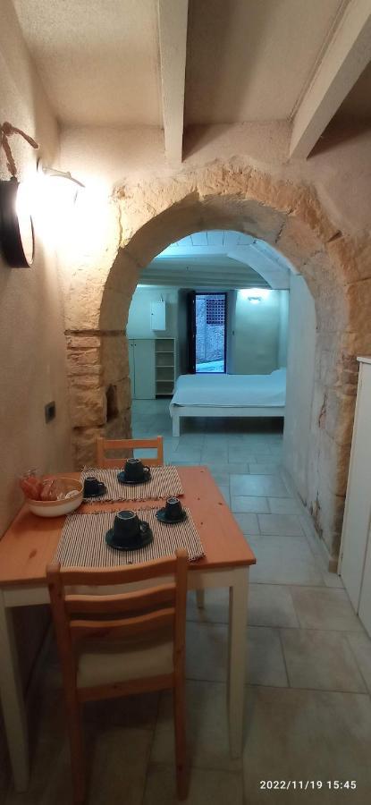 קליארי Cozy Suite Centro מראה חיצוני תמונה